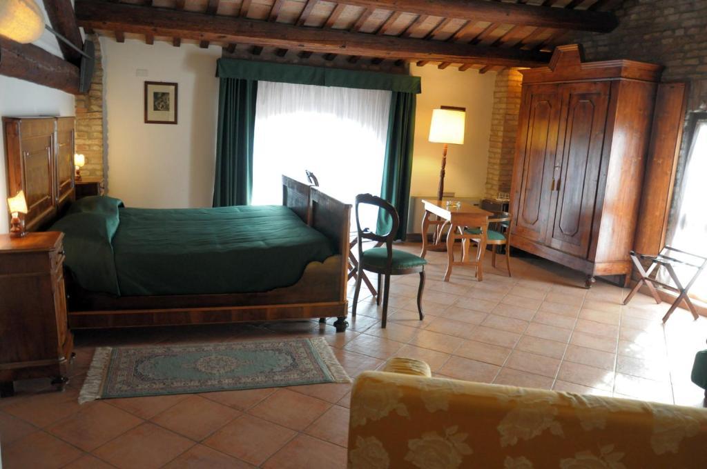 Agriturismo-R&B Corte Dei Gioghi 费拉拉 外观 照片