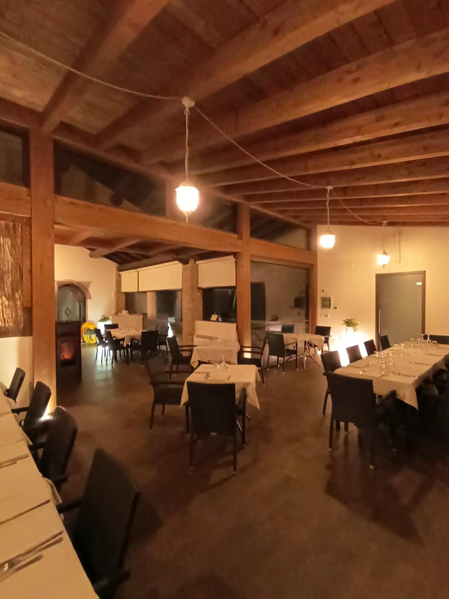 Agriturismo-R&B Corte Dei Gioghi 费拉拉 外观 照片