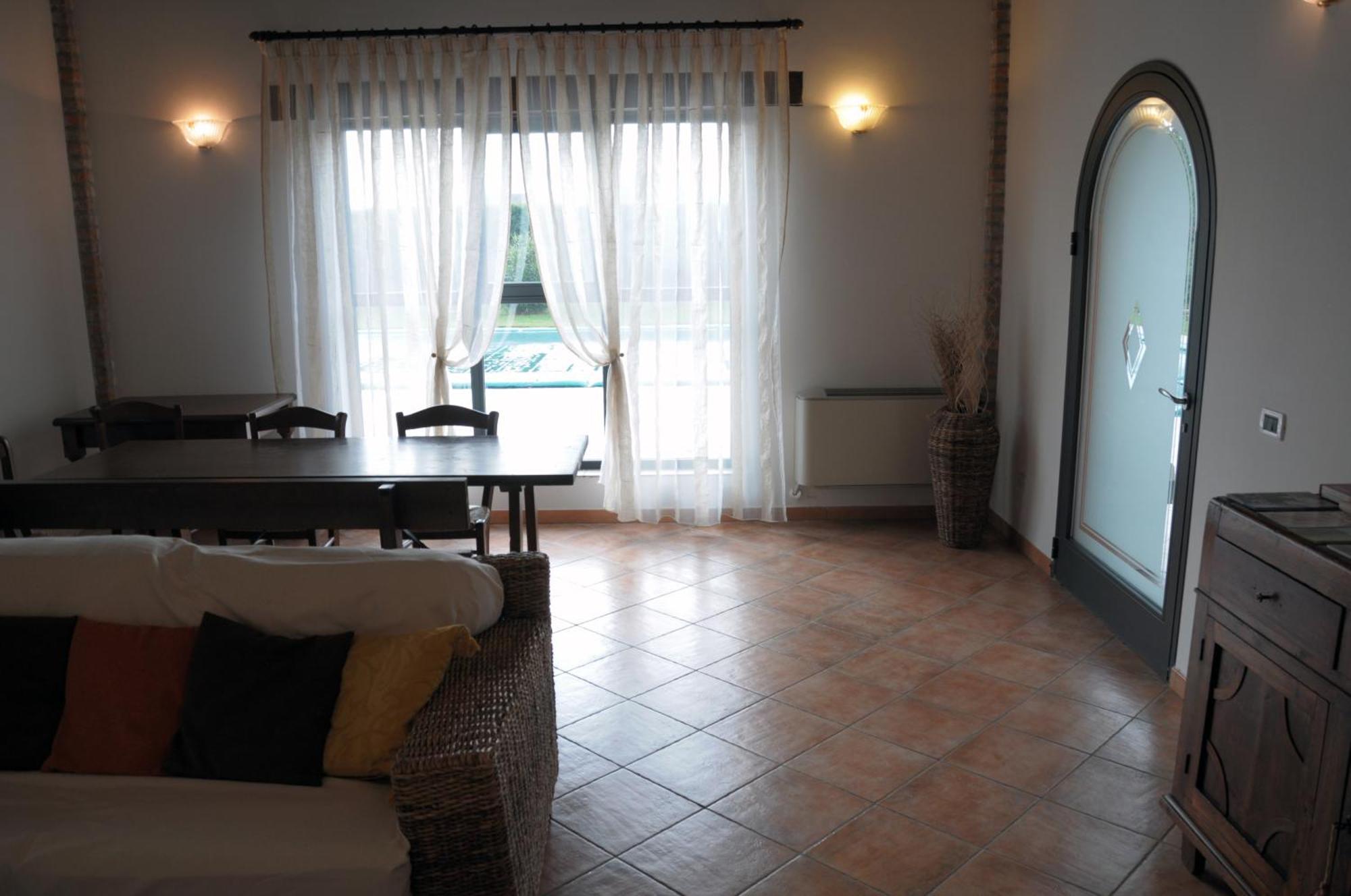 Agriturismo-R&B Corte Dei Gioghi 费拉拉 外观 照片
