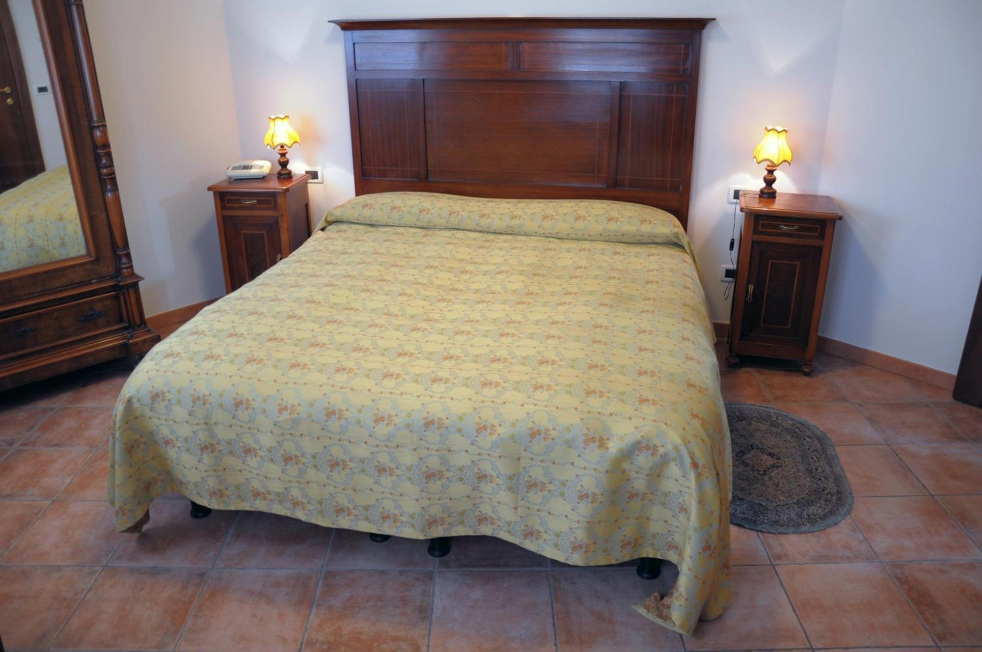 Agriturismo-R&B Corte Dei Gioghi 费拉拉 外观 照片