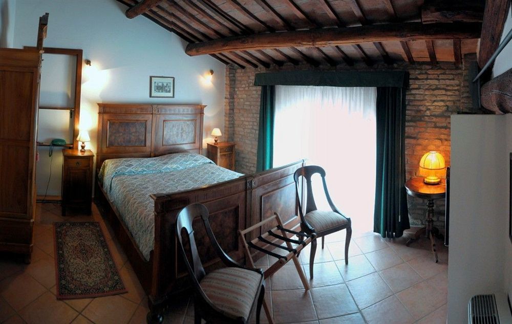 Agriturismo-R&B Corte Dei Gioghi 费拉拉 外观 照片