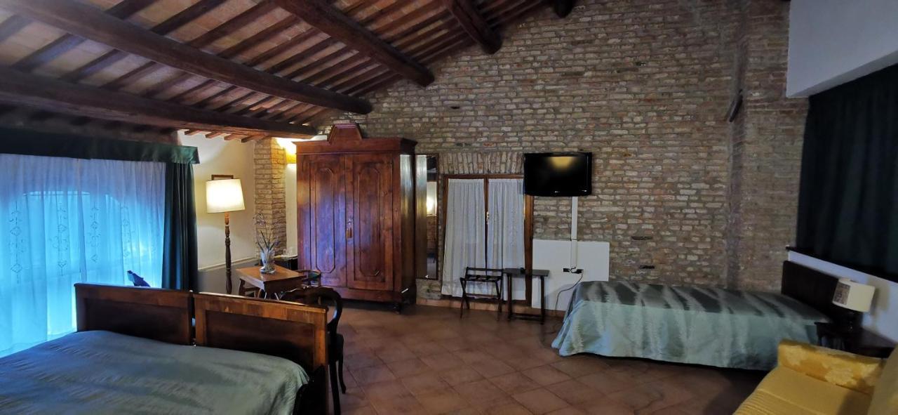 Agriturismo-R&B Corte Dei Gioghi 费拉拉 外观 照片